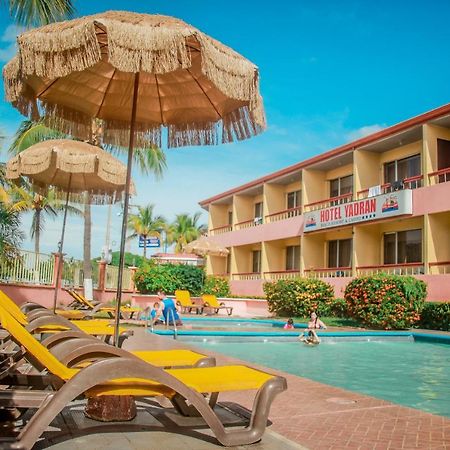 Hotel Yadran Beach Resort ปุนตาเรนาส ภายนอก รูปภาพ