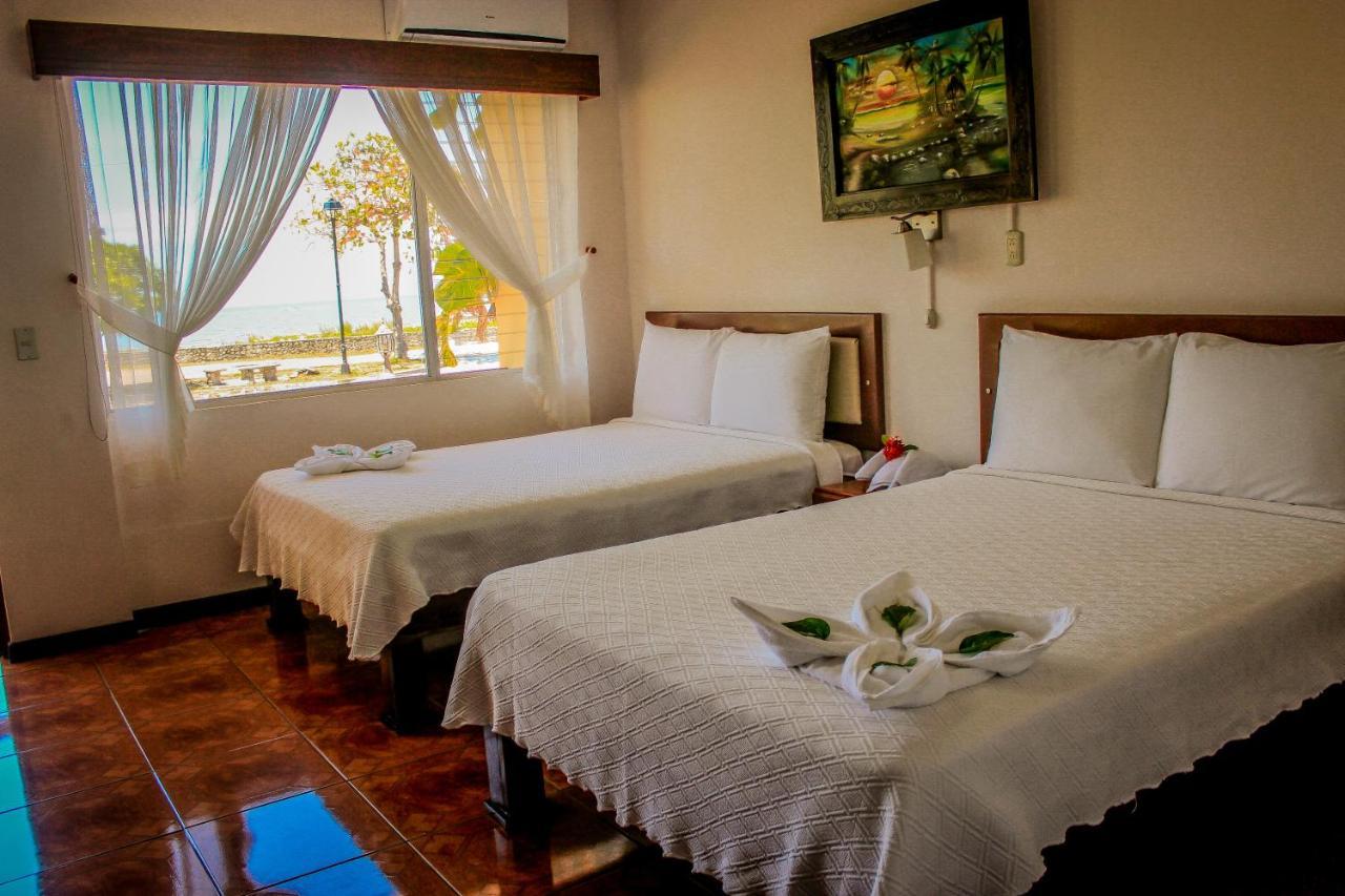Hotel Yadran Beach Resort ปุนตาเรนาส ภายนอก รูปภาพ