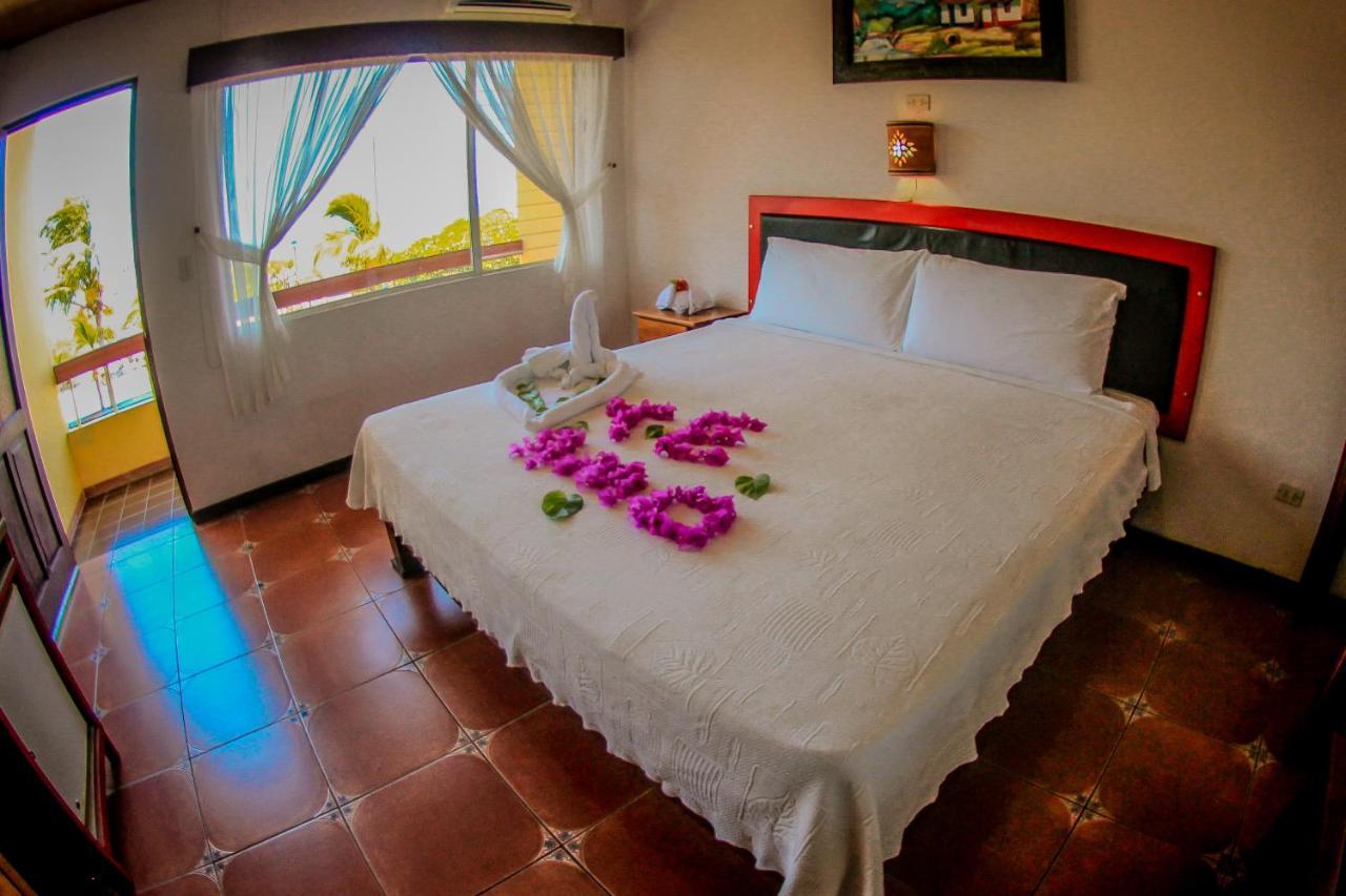 Hotel Yadran Beach Resort ปุนตาเรนาส ภายนอก รูปภาพ